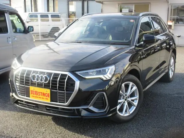 Audi Q3 2022 из Японии