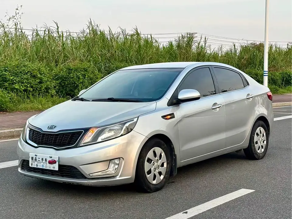 Kia K2 2012 из Китая
