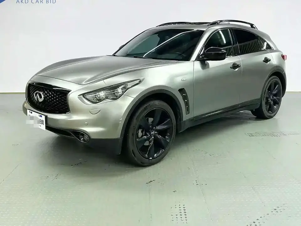 Infiniti QX70 2017 из Китая