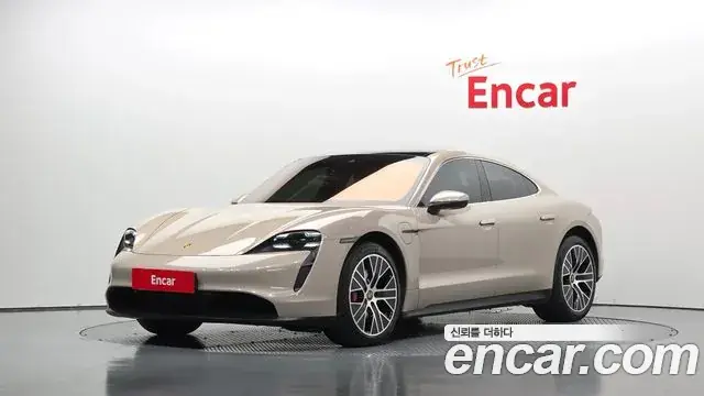 Porsche Taycan 2021 из Кореи