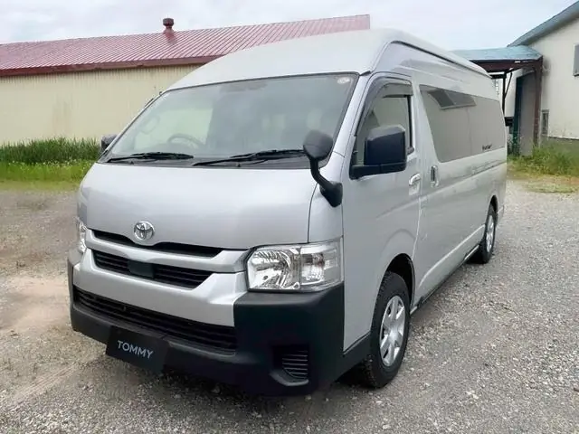 Toyota Hiace Commuter 2025 из Японии