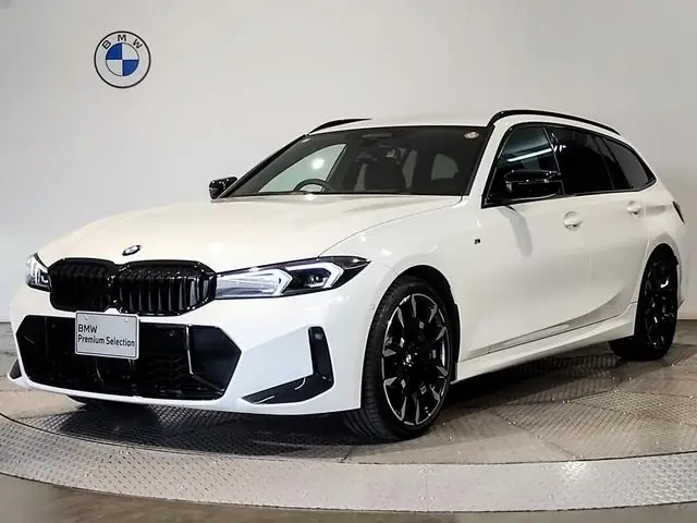 BMW 3 Series Touring 2025 из Японии