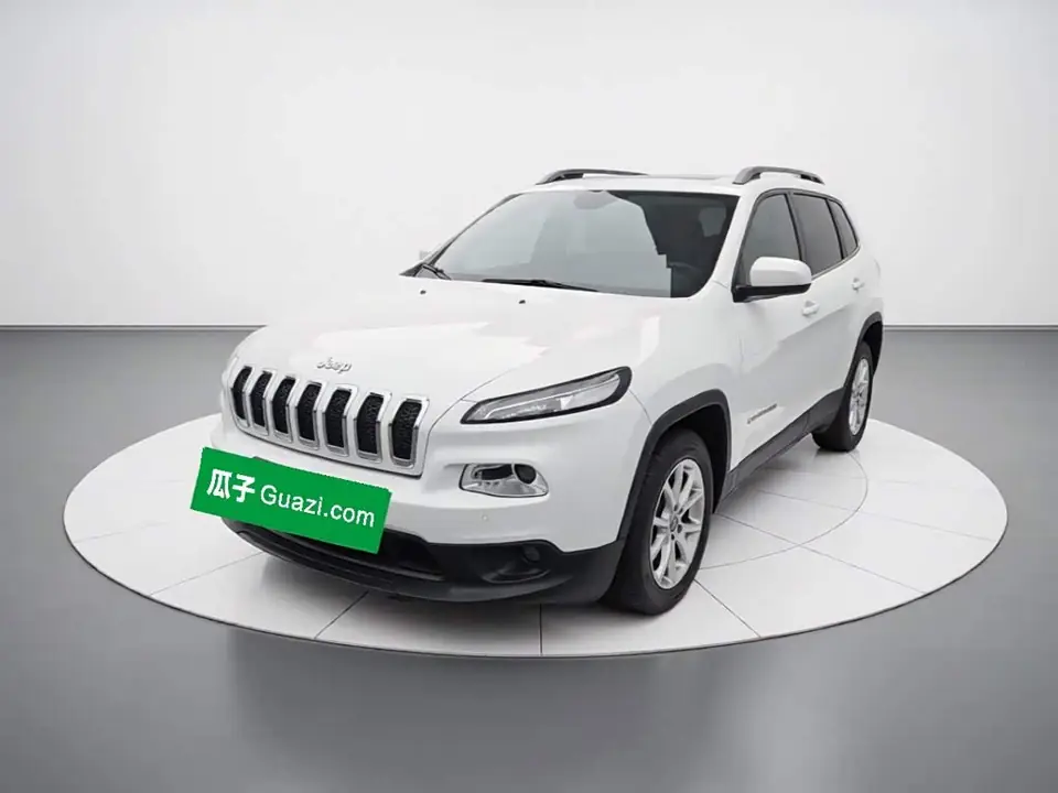 Jeep Cherokee 2017 из Китая