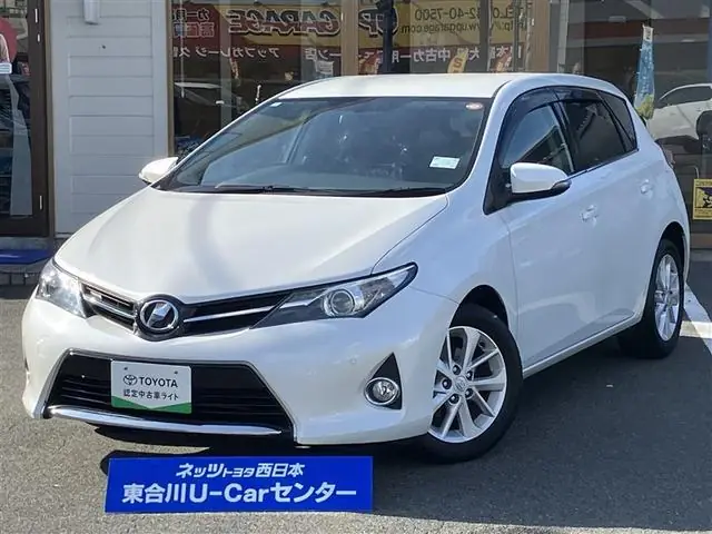 Toyota Auris 2013 из Японии