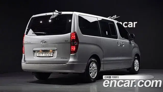 Hyundai Starex 2018 из Кореи