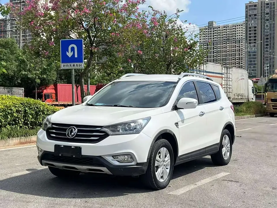 Dongfeng Fengshen AX7 2015 из Китая