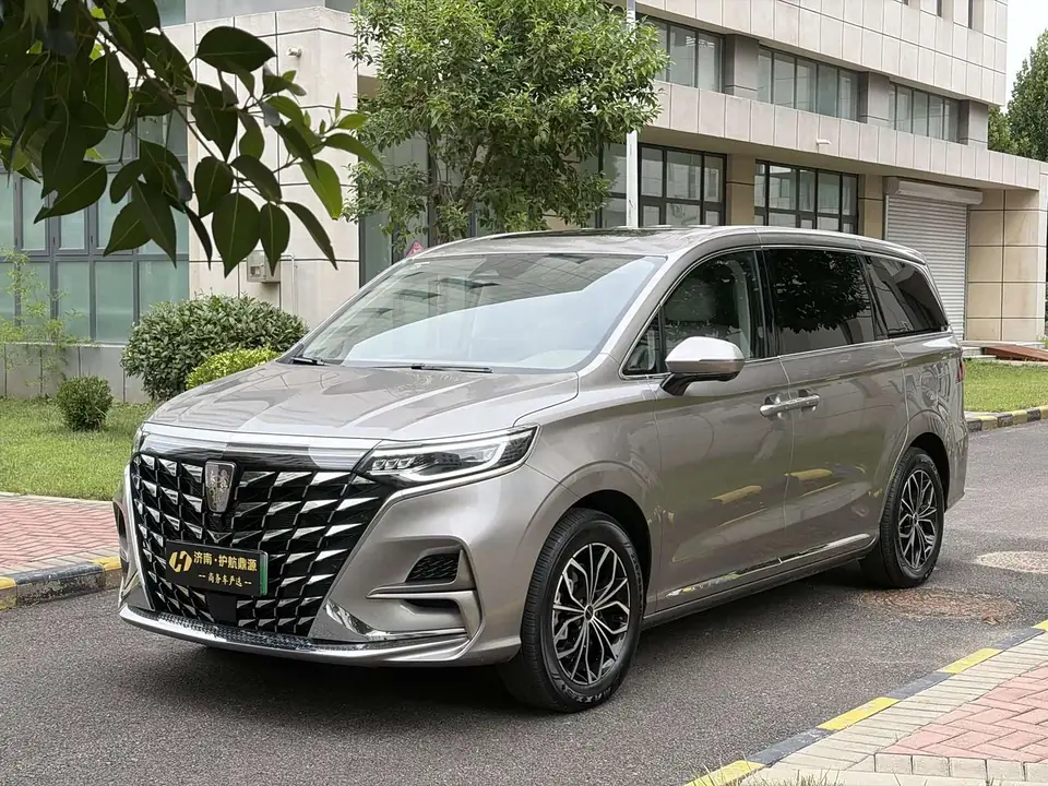 Roewe iMAX8 2025 из Китая