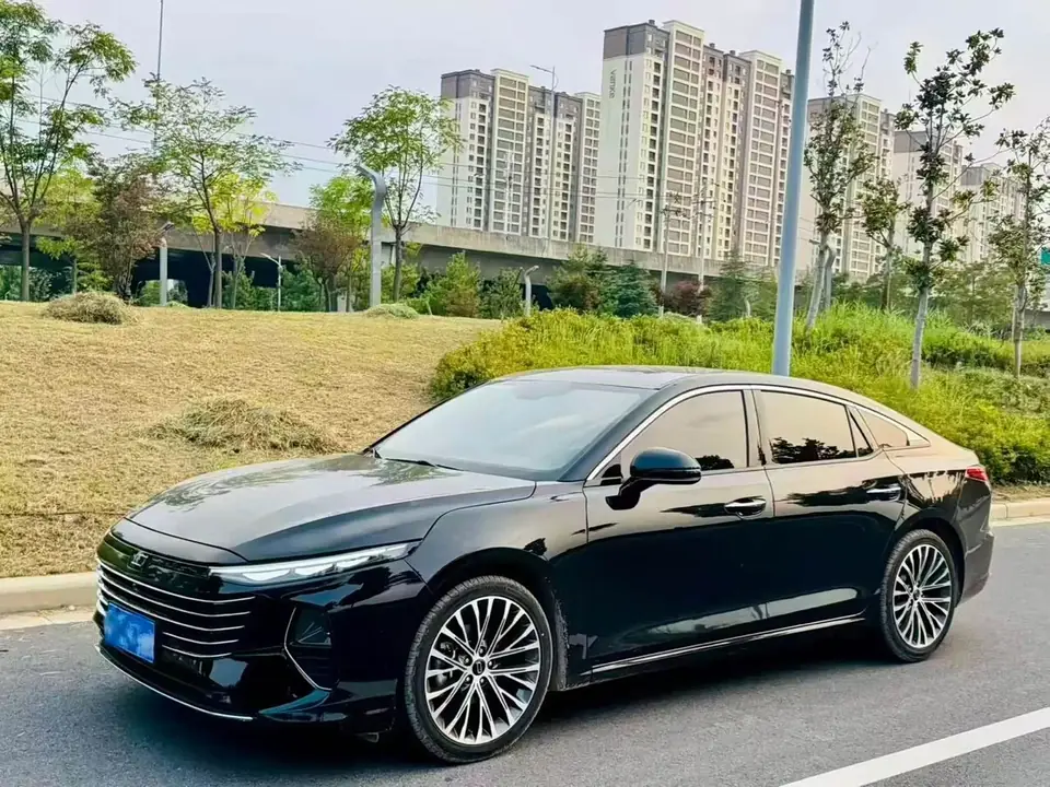 Bestune B70 2025 из Китая