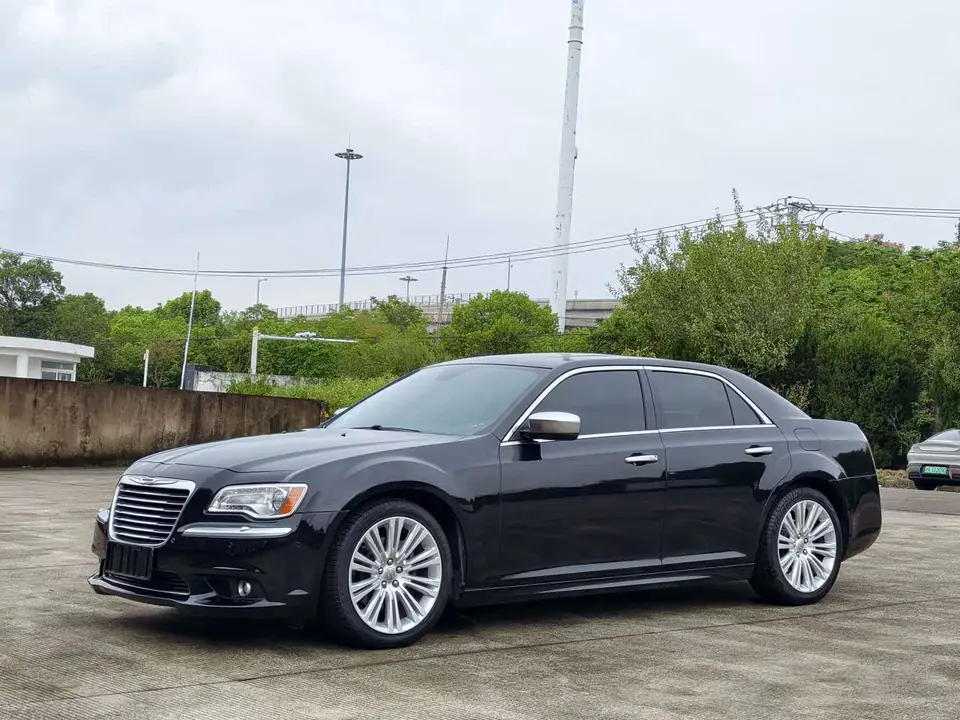 Chrysler 300C 2016 из Китая