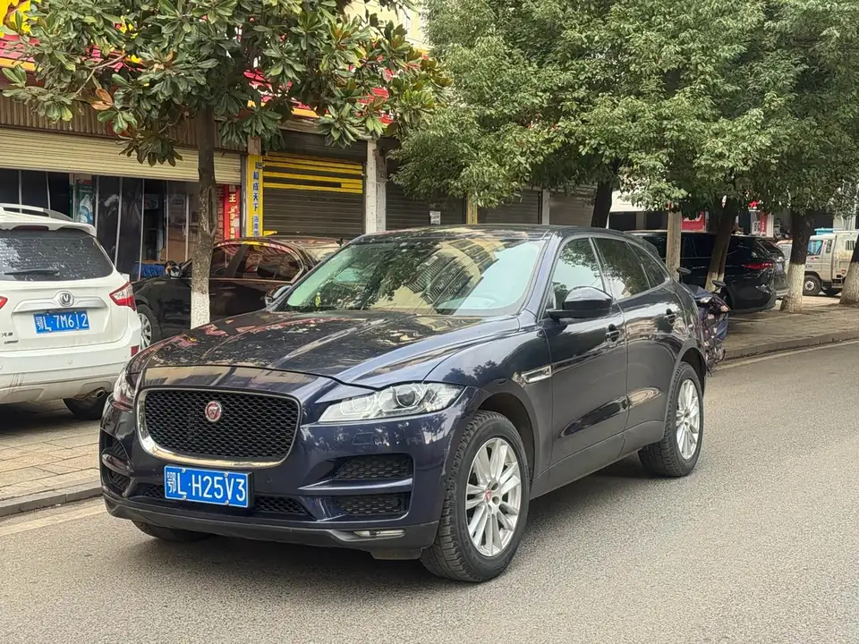 Jaguar F-PACE 2016 из Китая