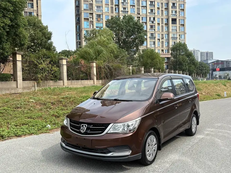 Baojun 730 2018 из Китая