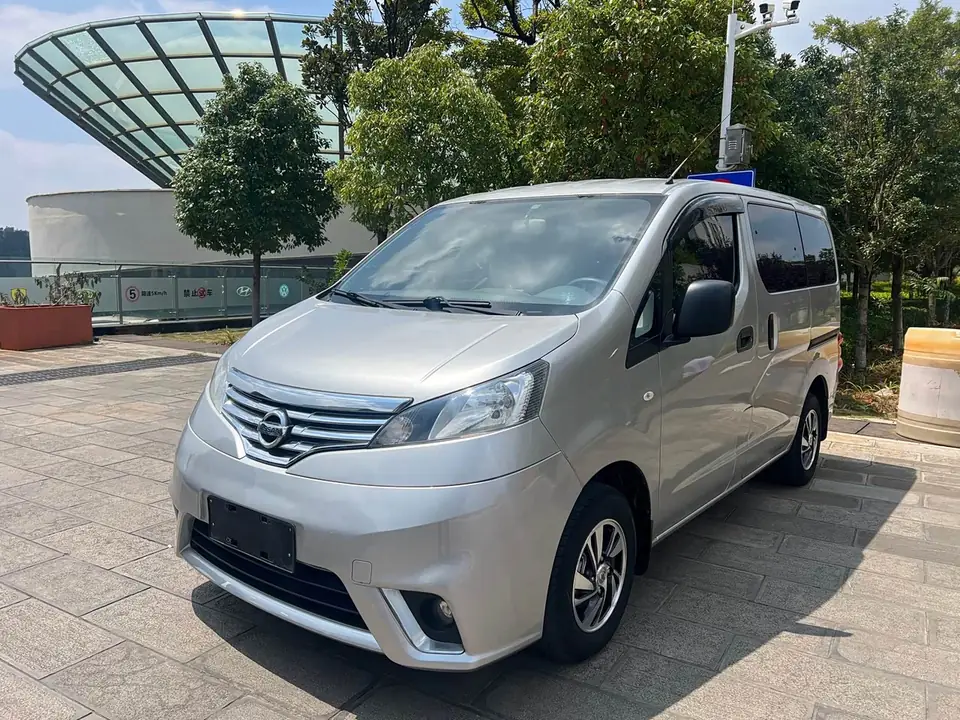 Nissan NV200 2016 из Китая