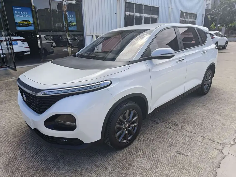 Baojun RM-5 2020 из Китая