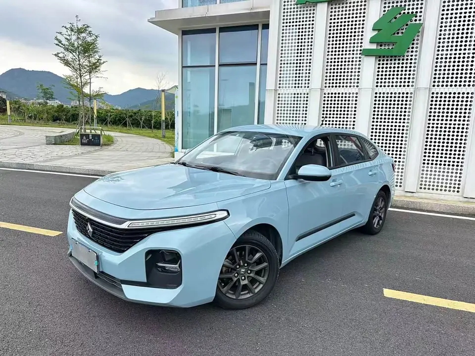 Baojun RC-5 2021 из Китая