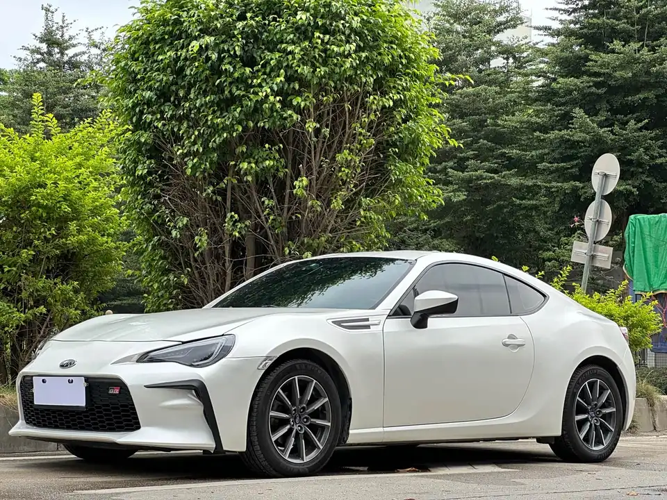 Subaru BRZ 2013 из Китая