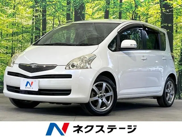 Toyota Ractis 2010 из Японии