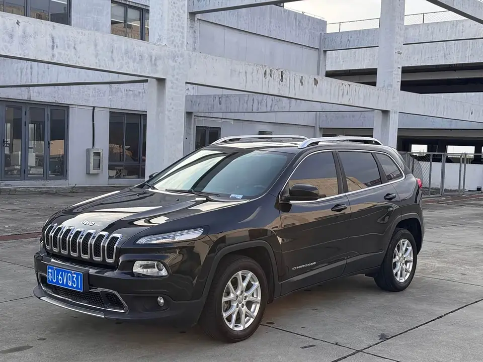 Jeep Cherokee 2020 из Китая