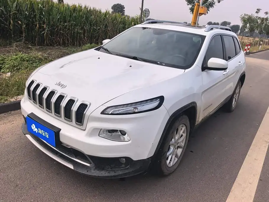 Jeep Cherokee 2019 из Китая