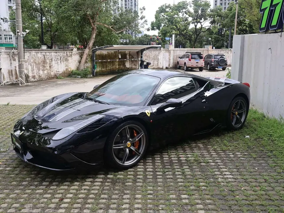 Ferrari 458 2015 из Китая