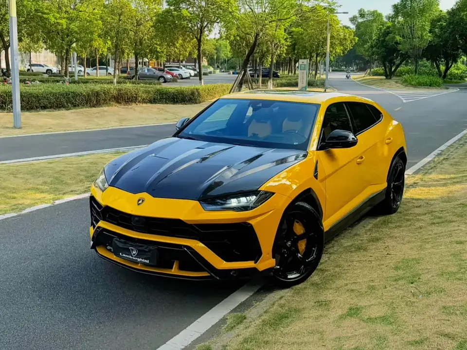 Lamborghini Urus 2019 из Китая