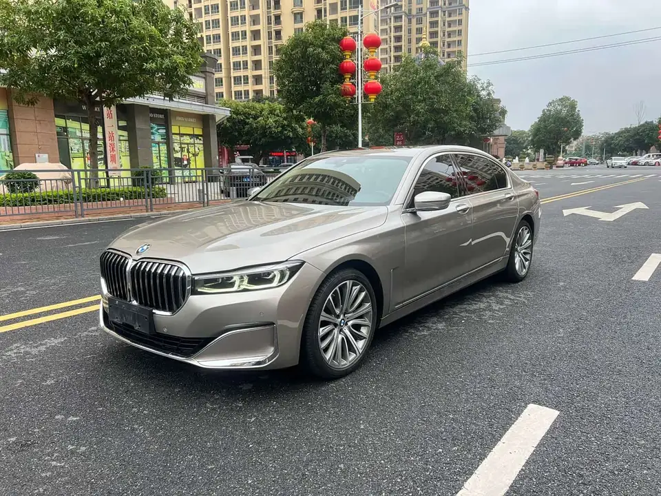 BMW 7 Series 2021 из Китая