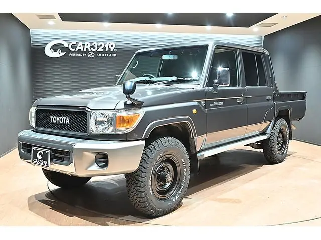 Toyota Land Cruiser 70 2015 из Японии