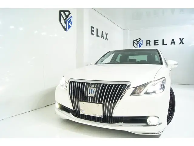 Toyota Crown Majesta 2014 из Японии
