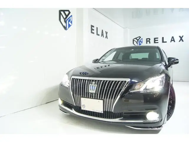 Toyota Crown Majesta 2016 из Японии