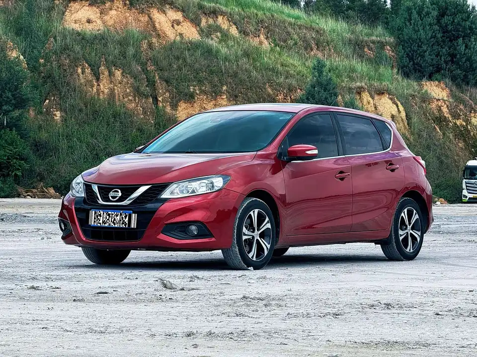 Nissan TIIDA 2016 из Китая