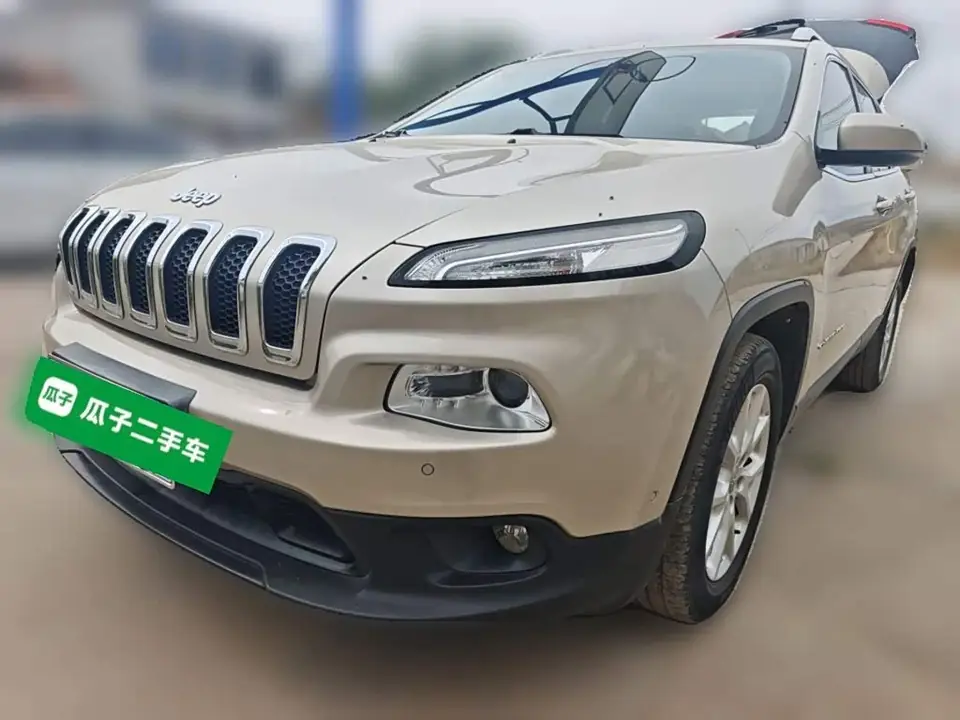 Jeep Cherokee 2019 из Китая