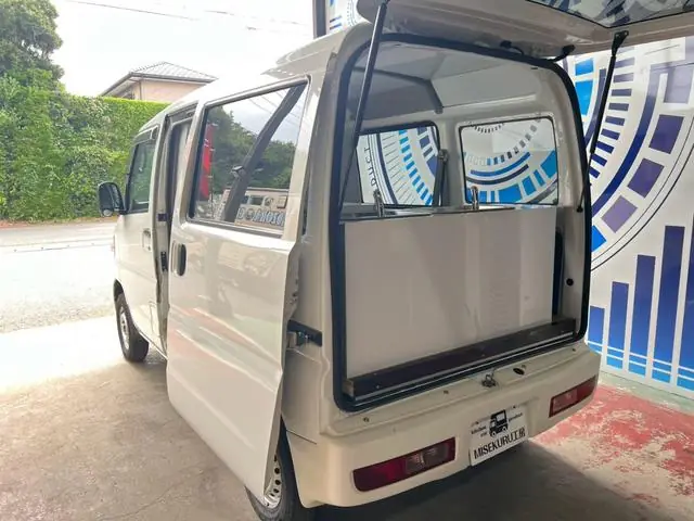 Mitsubishi Minicab-miev 2019 из Японии