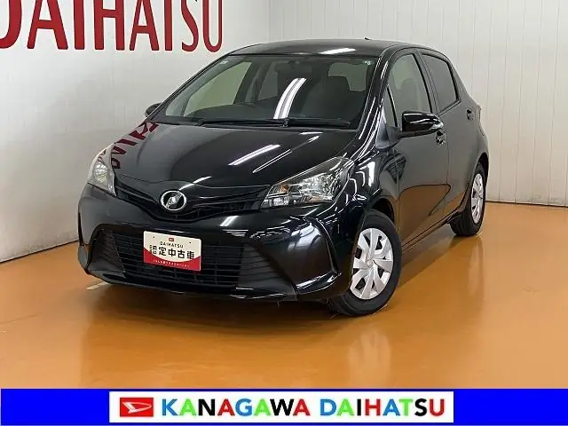 Toyota Vitz 2015 из Японии