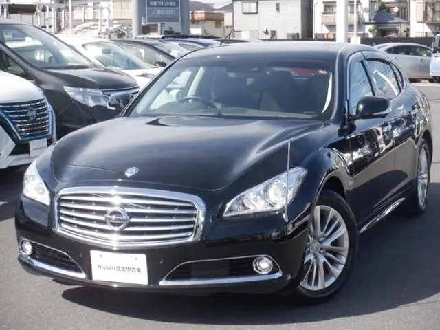 Nissan Cima 2022 из Японии