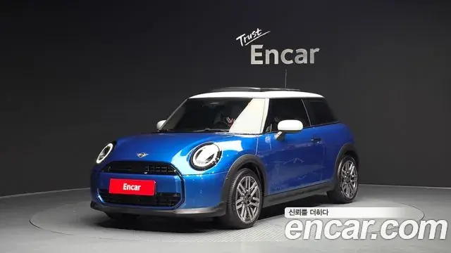 MINI Cooper 2025 из Кореи
