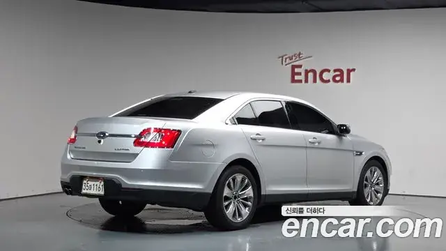 Ford Taurus 2011 из Кореи