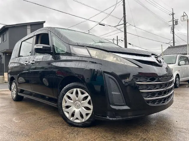 Mazda Biante 2011 из Японии
