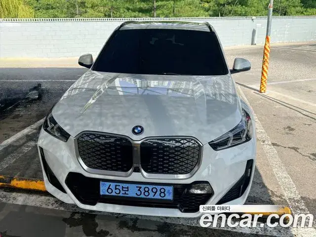 BMW iX1 2025 из Кореи