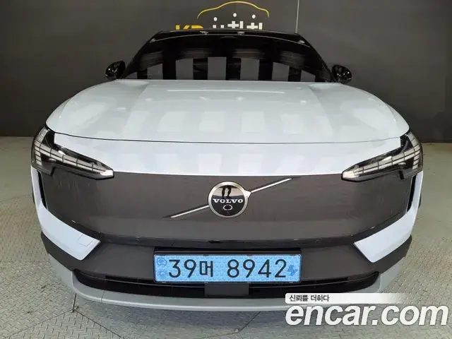 Volvo EX30 2025 из Кореи