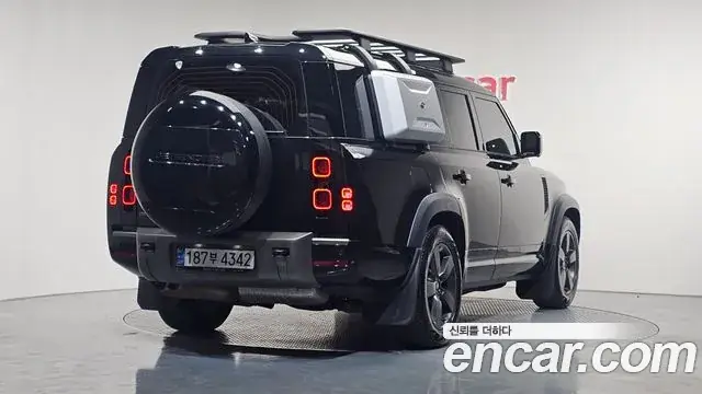 Land Rover Defender 2024 из Кореи