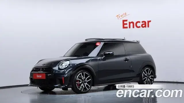 MINI Cooper 2026 из Кореи
