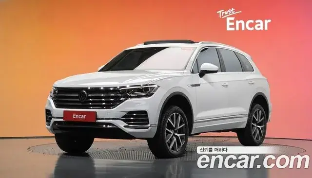 Volkswagen Touareg 2023 из Кореи