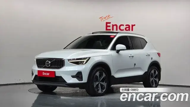 Volvo XC40 2023 из Кореи