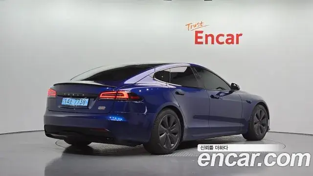 Tesla Model S 2023 из Кореи