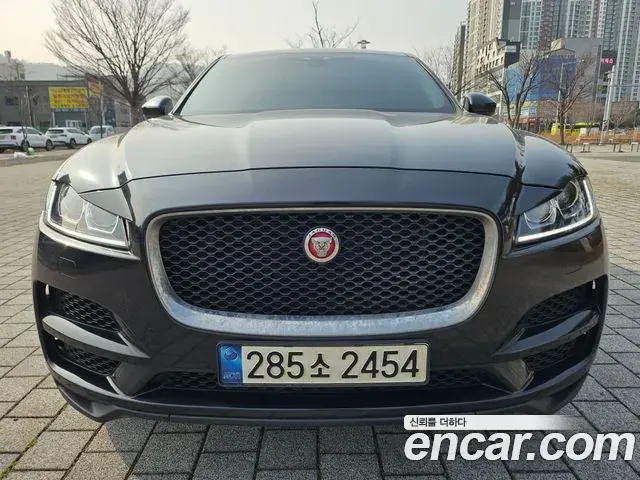 Jaguar F-PACE 2016 из Кореи