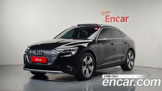 Audi e-tron 2022 из Кореи