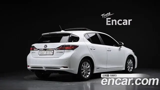 Lexus CT200h 2012 из Кореи