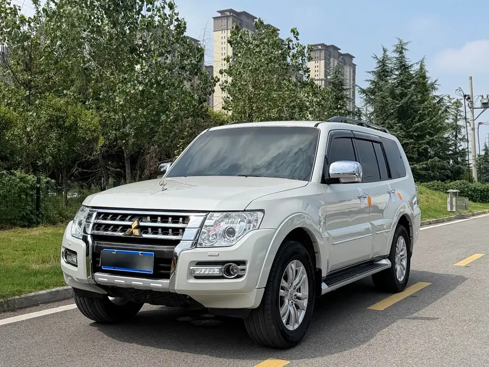 Mitsubishi V97 2019 из Китая