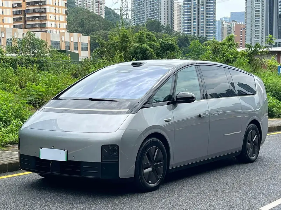 Li Auto MEGA 2026 из Китая