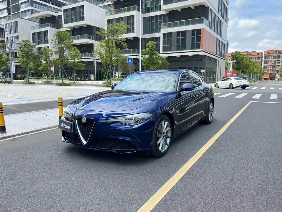 Alfa Romeo Giulia 2021 из Китая