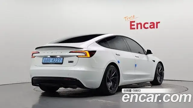 Tesla Model 3 2026 из Кореи